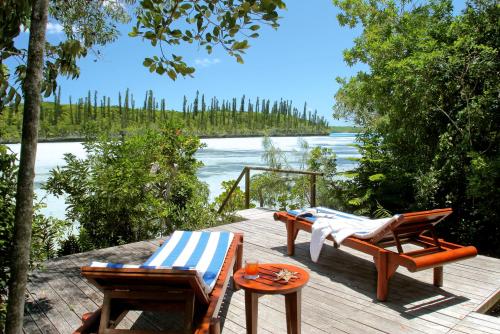 clifftop suite terrace